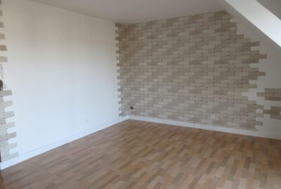 LOCATION-F1-F2-STUDIO-ARCHIVE-VENDOME-IMMOBILIER-SE-LOGER-AIR-B-N-B-CENTRE-VILLE-PLAZA-INDICATEUR-VENDOMOIS (2)