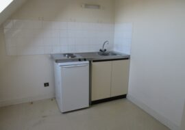 LOCATION-F1-F2-STUDIO-ARCHIVE-VENDOME-IMMOBILIER-SE-LOGER-AIR-B-N-B-CENTRE-VILLE-PLAZA-INDICATEUR-VENDOMOIS (4)