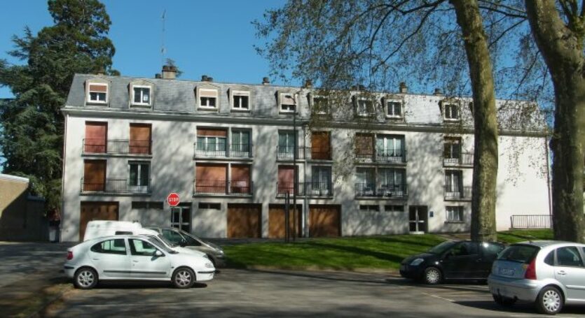 LOCATION-F2-VENDOME (01)