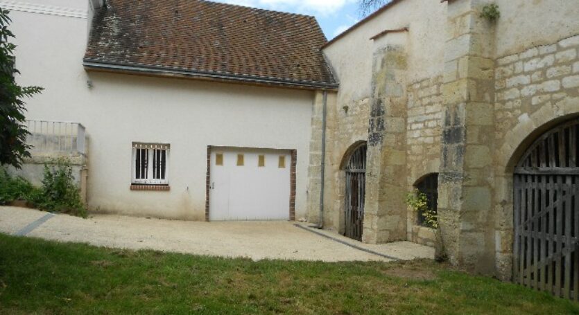 LOCATION-MAISON-THORE-LA-ROCHETTE (03)
