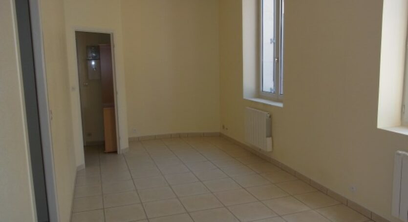 LOCATION-STUDIO-AGENCE-VENDOME-IMMOBILIIER-THILY (3)