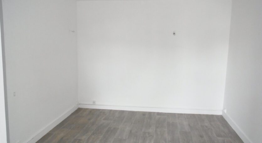 LOCATION-VENTE-LOUER-VENDRE-APPARTEMENT-MAISON-STUDIO-F1-F2-F3-F4-F5-F6-AGENCE-IMMOBILIERE-VENDOME-PLAZA-INDICATEUR-VENDOMOIS-SAINT-MARTIN-IMM (6)