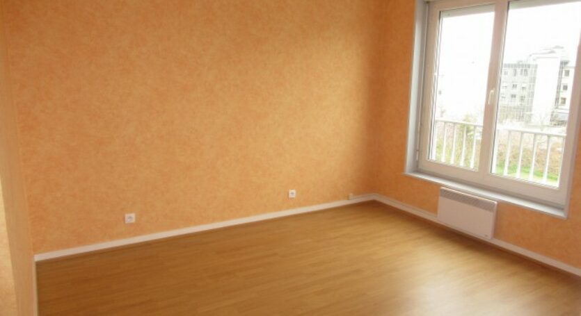 LOCATION-VENTE-LOUER-VENDRE-APPARTEMENT-MAISON-STUDIO-F1-F2-F3-F4-F5-F6-AGENCE-IMMOBILIERE-VENDOME-PLAZA-INDICATEUR-VENDOMOIS-SAINT-MARTIN-IMMOBILIER-VEND (11)