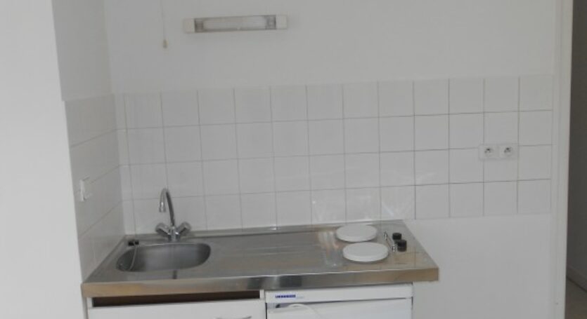 LOCATION-VENTE-LOUER-VENDRE-APPARTEMENT-MAISON-STUDIO-F1-F2-F3-F4-F5-F6-AGENCE-IMMOBILIERE-VENDOME-SAINT-MARTIN-IMMOBILIER-VENDOME (7)